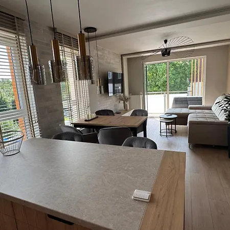 Meva Baltic Rentals- Beige Apartman